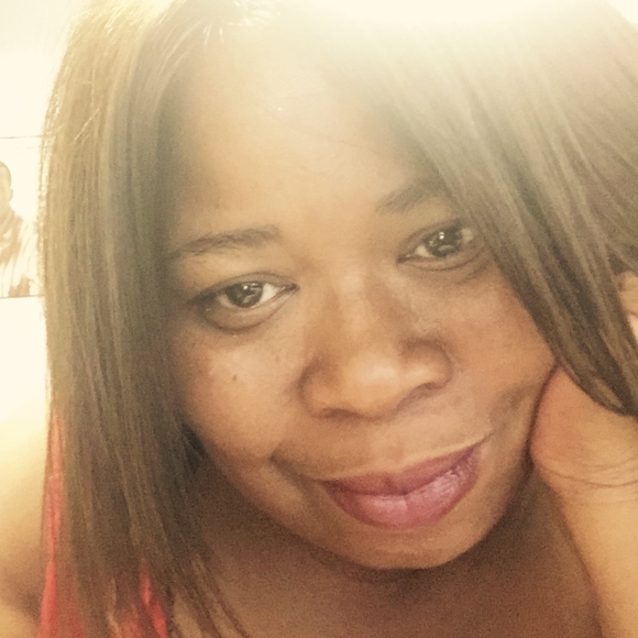 Meet your Posher, Altha - Picture 1 of 1